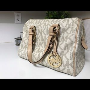 Vanilla Michael Kors Grayson Bag